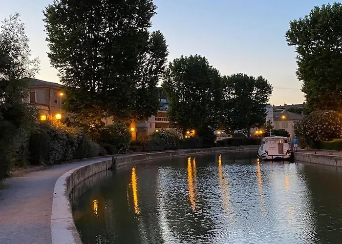 Dupleix Au Fil Du Canal Narbona